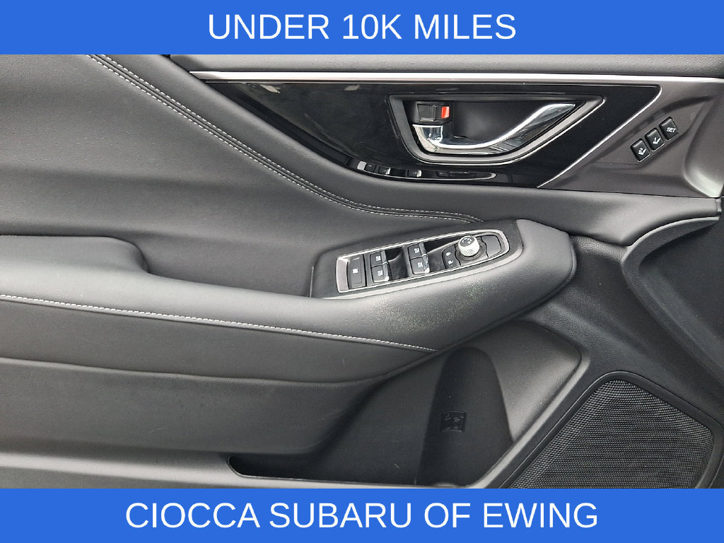 Used 2025 Subaru Outback Limited AWD/4WD image 14