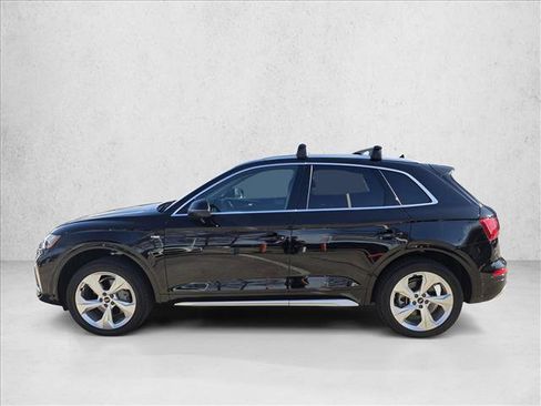 Certified 2025 Audi Q5 2.0T Premium Plus image 8