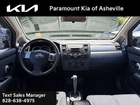 Used 2010 Nissan Versa Hatchback FWD image 8
