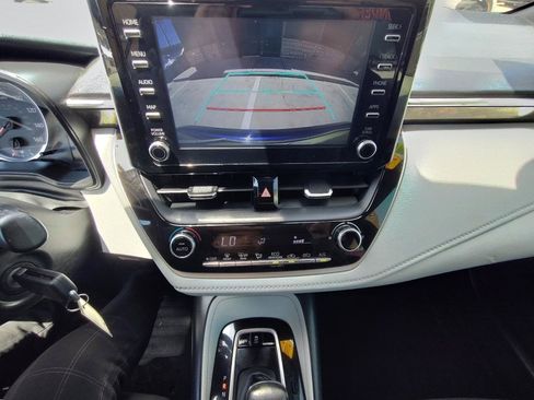 Used 2020 Toyota Corolla SE FWD image 22