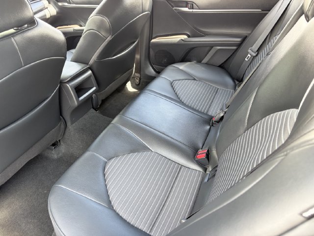 Used 2024 Toyota Camry SE FWD image 17