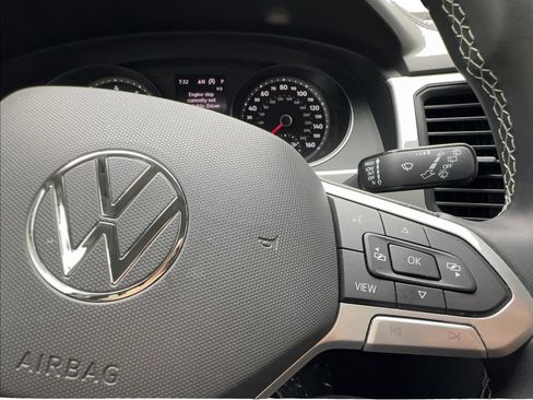 Used 2021 Volkswagen Atlas SE w/ Towing Package FWD image 41