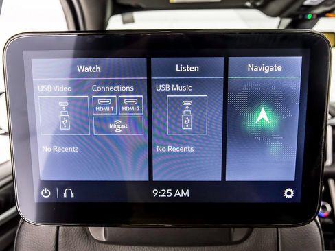 Used 2021 GMC Yukon Denali w/ LPO, Illumination Package RWD image 14