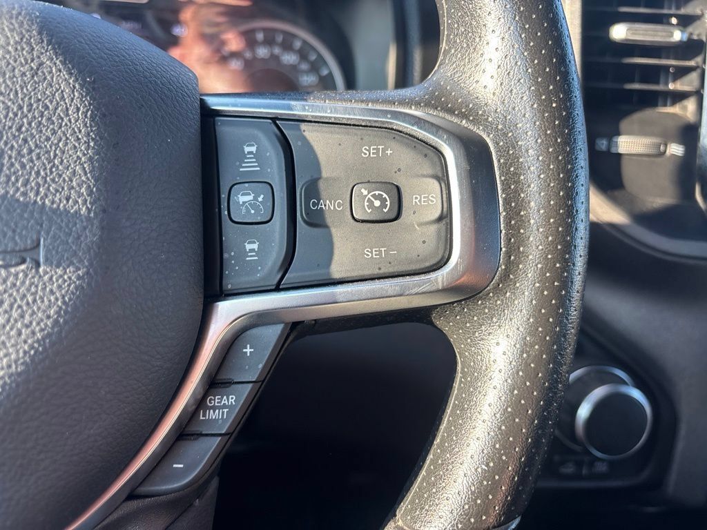Used 2026 RAM 1500 Warlock AWD/4WD image 16