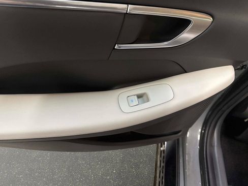 Used 2023 Hyundai Sonata SEL w/ Cargo Package image 12