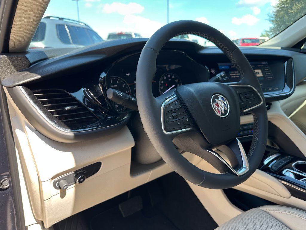 Used 2021 Buick Envision Essence FWD image 16