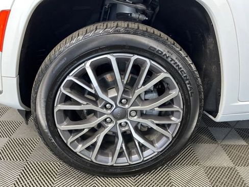 Used 2023 Jeep Grand Cherokee L Summit image 10