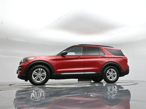 Used 2020 Ford Explorer XLT w/ Equipment Group 202A image 58