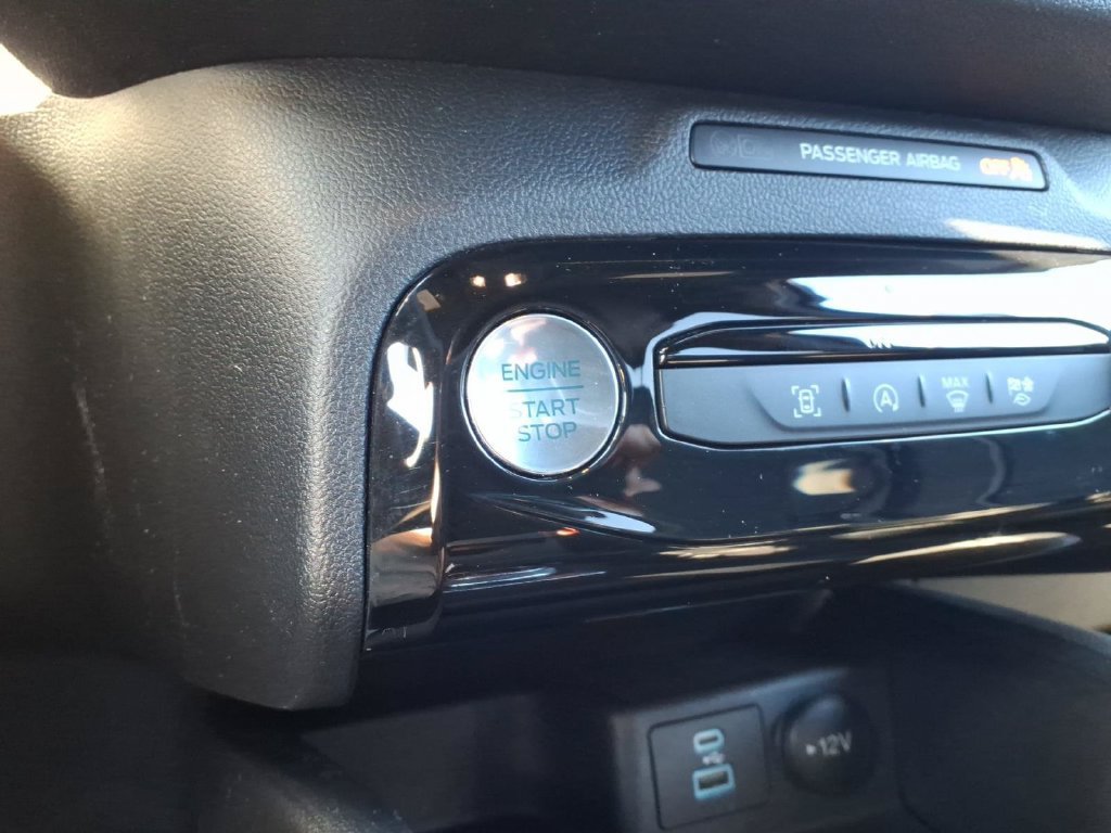 Certified 2023 Ford Escape ST-Line w/ Tech Pack #1 FWD image 24