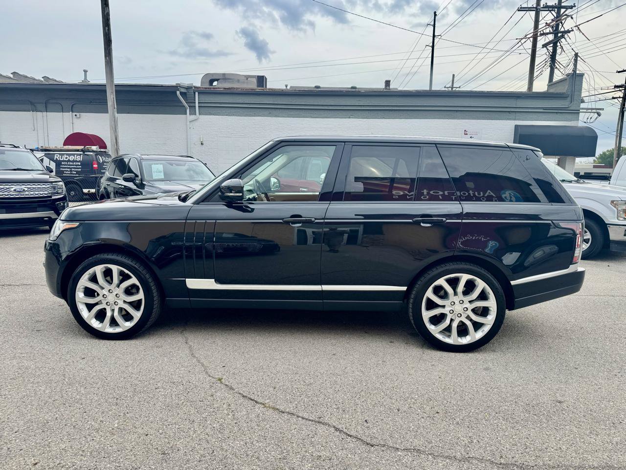 Used 2014 Land Rover Range Rover HSE AWD/4WD image 7