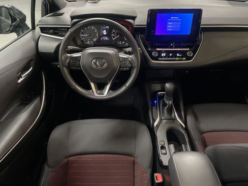 Certified 2024 Toyota Corolla SE image 30