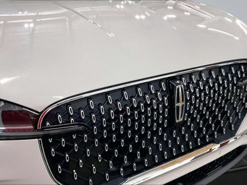 Used 2025 Lincoln Aviator Reserve w/ Equipment Group 201A AWD/4WD image 31