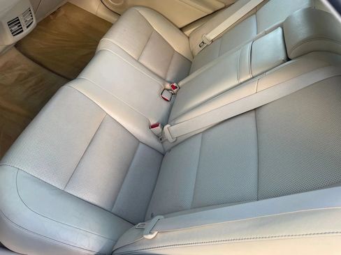 Used 2013 Lexus ES 350 w/ Luxury Pkg FWD image 23