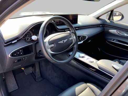 Used 2025 Genesis GV70 2.5T AWD/4WD image 16