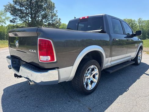 Used 2015 RAM 1500 Laramie w/ Convenience Group AWD/4WD image 5