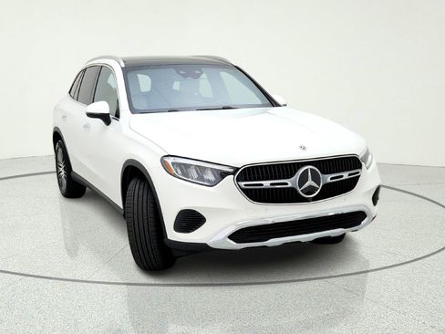 Certified 2026 Mercedes-Benz GLC 300 image 4
