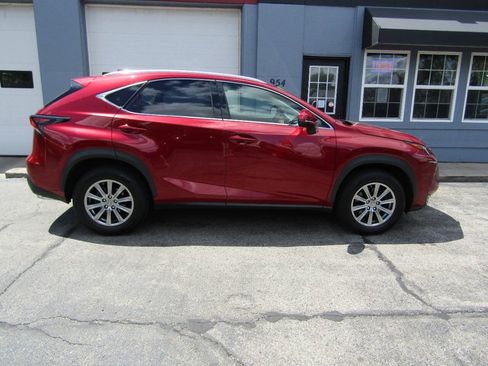 Used 2017 Lexus NX 200t FWD image 7
