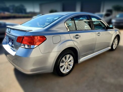 Used 2012 Subaru Legacy 2.5i Premium AWD/4WD image 16