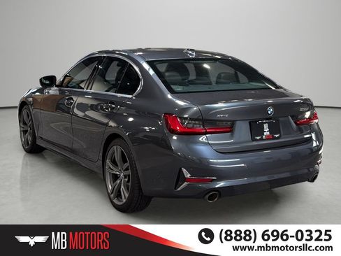 Used 2020 BMW 330i xDrive Sedan w/ Executive Package AWD/4WD image 3