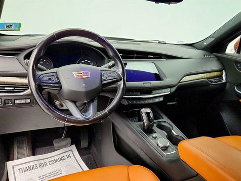 Used 2019 Cadillac XT4 Premium Luxury FWD image 13