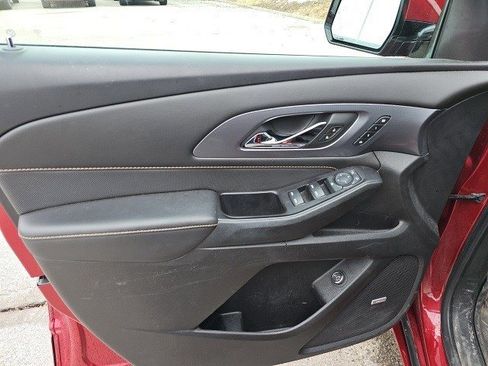 Used 2020 Chevrolet Traverse Premier image 18