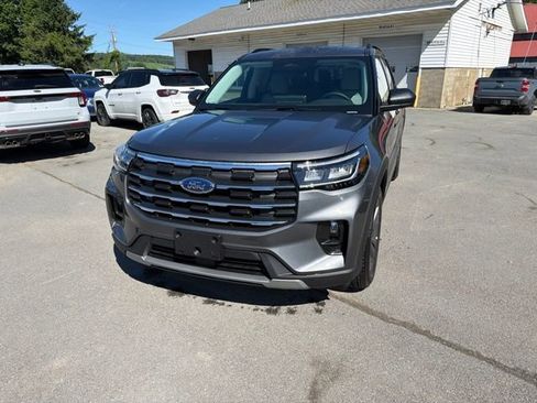Used 2026 Ford Explorer Active w/ Active Comfort Package AWD/4WD image 18