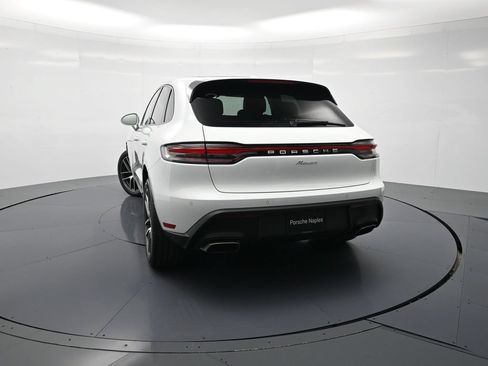 Certified 2026 Porsche Macan AWD/4WD image 27