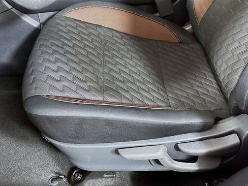 Used 2023 Nissan Kicks SR image 23