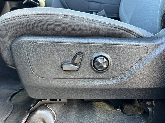 Used 2021 RAM 1500 Big Horn AWD/4WD image 16