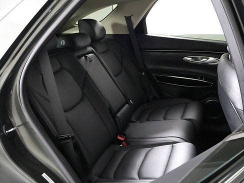 Used 2025 Genesis GV70 2.5T image 29