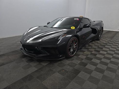 Used 2023 Chevrolet Corvette 3LT w/ Z51 Performance Package image 2