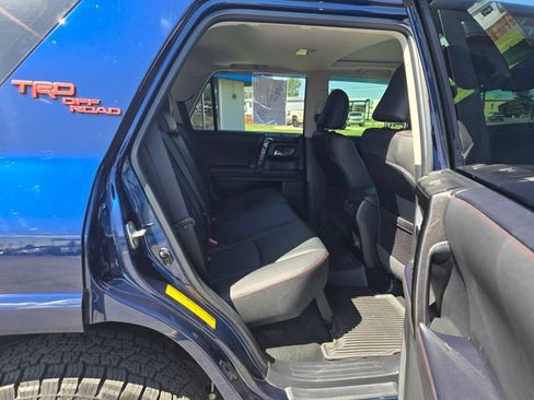 Used 2024 Toyota 4Runner TRD Off-Road Premium w/ Moonroof Package AWD/4WD image 29