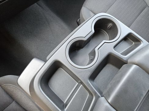 Used 2025 Chevrolet Silverado 1500 LT RWD image 17
