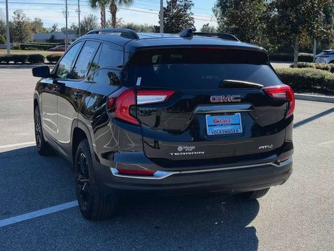 Used 2022 GMC Terrain AT4 w/ Infotainment Package II image 7