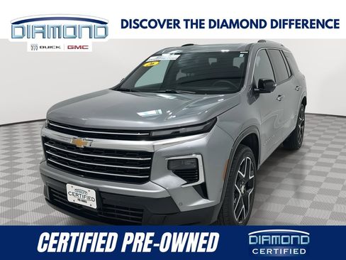 Used 2026 Chevrolet Traverse High Country AWD/4WD image 1