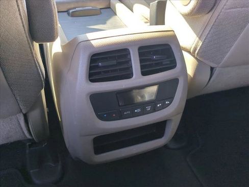 Used 2016 Honda Pilot EX image 15