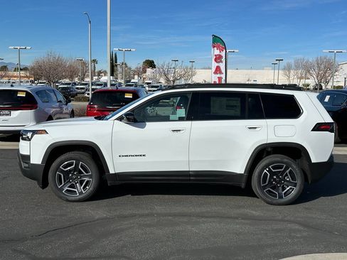 New 2026 Jeep Cherokee Limited AWD/4WD image 3