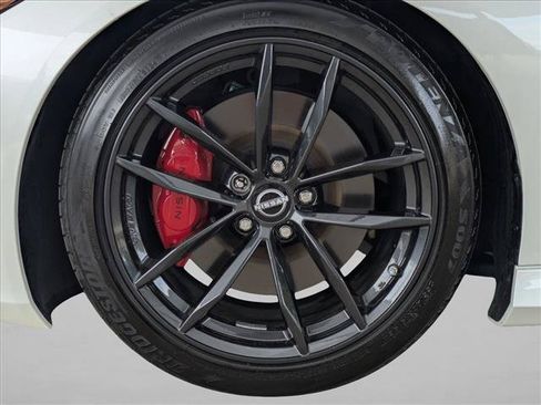 Used 2024 Nissan Z Performance w/ Floor Mat Package RWD image 21