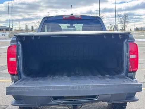 Used 2015 Chevrolet Colorado LT image 31