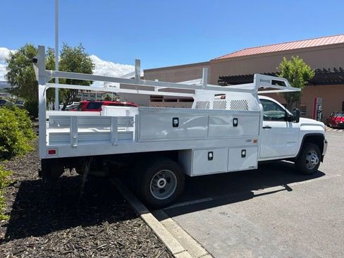 Used 2017 GMC Sierra 3500 2WD Regular Cab image 5