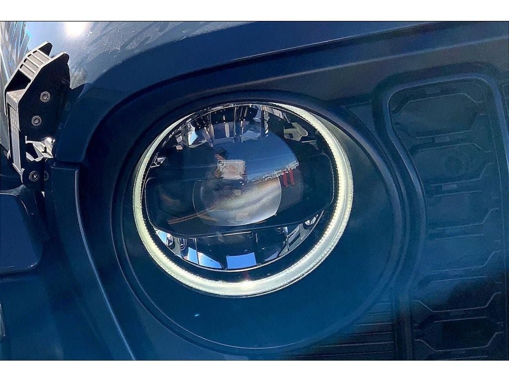 Used 2024 Jeep Wrangler Unlimited Rubicon 4xe AWD/4WD image 28