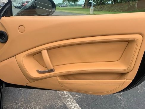 Used 2014 Ferrari California image 11