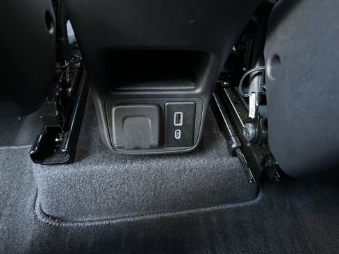 Used 2024 Chevrolet TrailBlazer LT w/ Convenience Package image 19