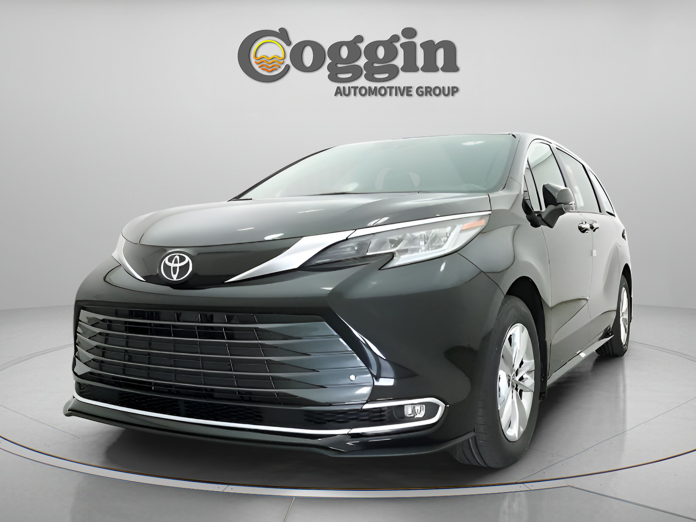 Certified 2026 Toyota Sienna Limited FWD image 33