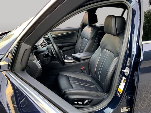 Used 2017 BMW 540i xDrive AWD/4WD image 9