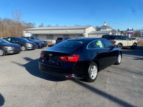 Used 2018 Chevrolet Malibu LS image 5