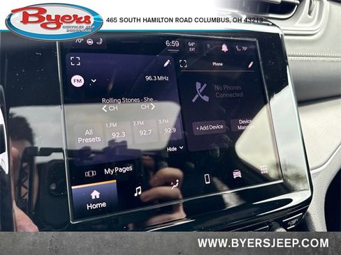 New 2025 Jeep Grand Cherokee Altitude image 22