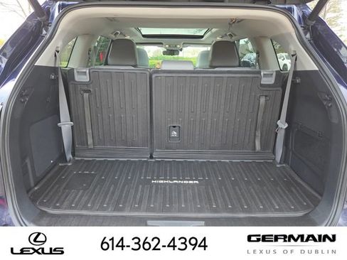 Used 2021 Toyota Highlander Platinum AWD/4WD image 35