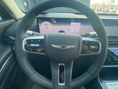 New 2025 Genesis GV80 3.5T Prestige image 11