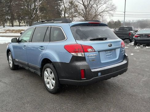 Used 2011 Subaru Outback 2.5i Premium w/ All-Weather Pkg image 11